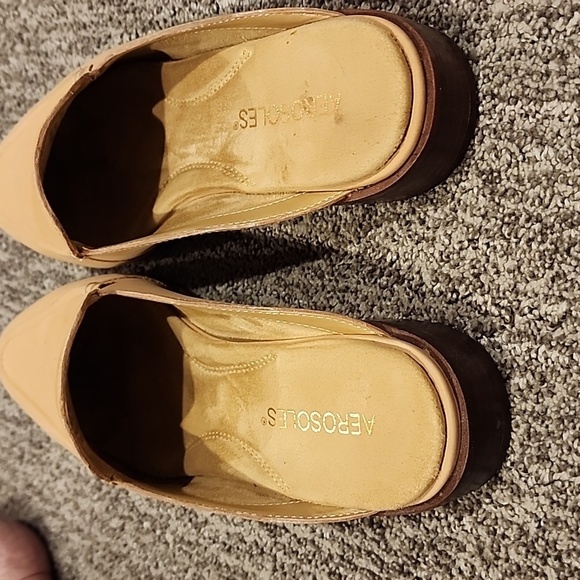 Aerisoles east wing tan leather upper slip ons size 8M balance man made - Picture 4 of 12